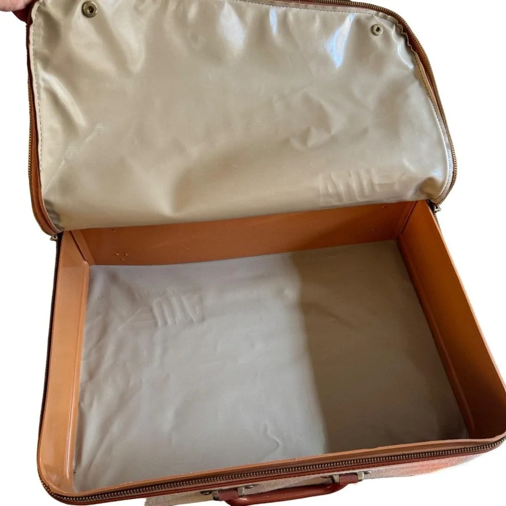 Vintage UTA French Airlines Crew Bag Zip Around Canvas Flight Attendants Pilots